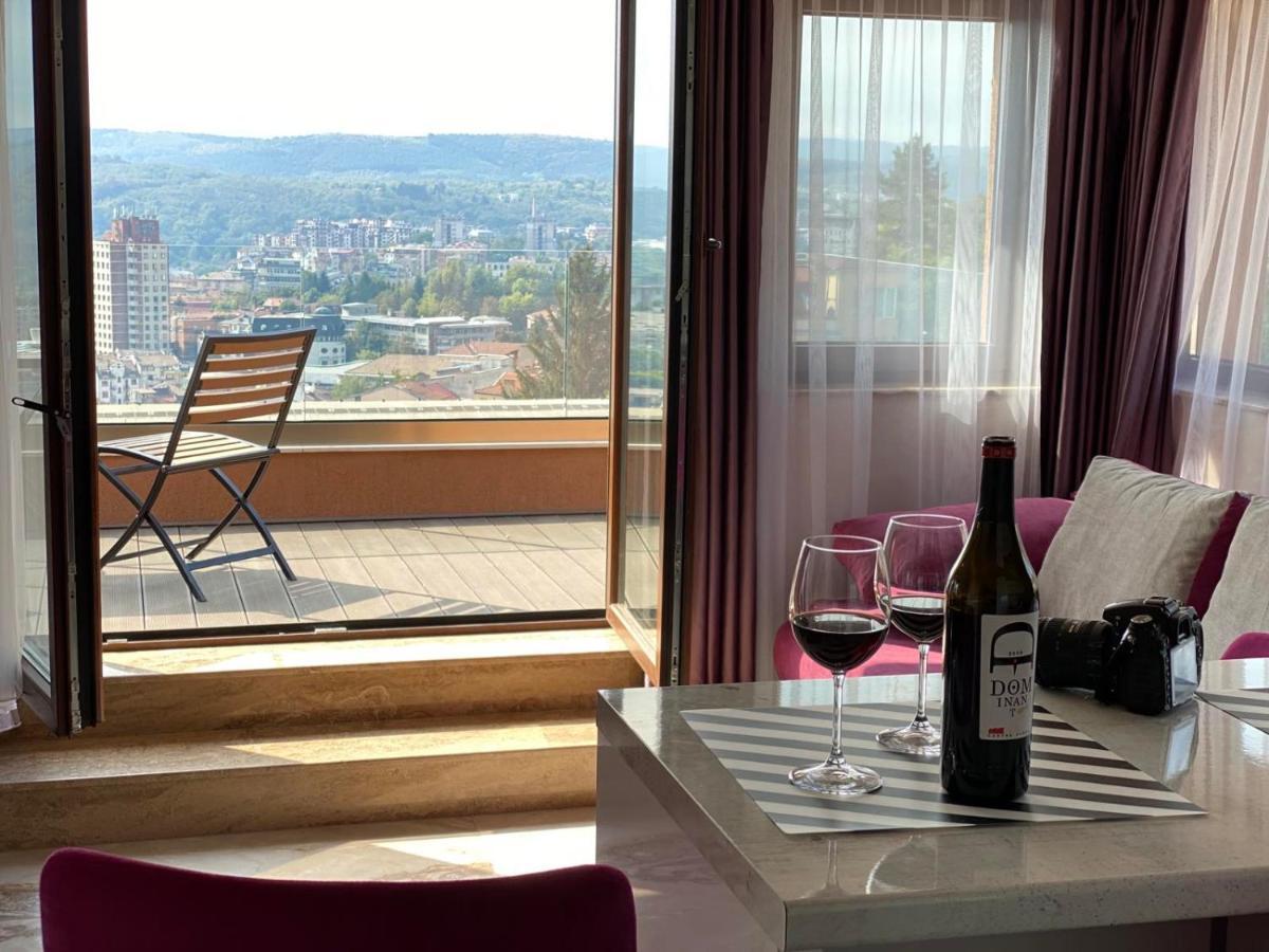 Amazing View And Cozy Atmosphere Veliko Tarnovo Exterior photo